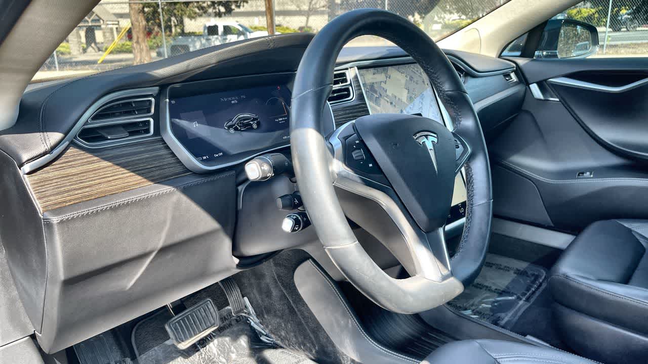 Used 2015 Tesla Model S 85 with VIN 5YJSA1H11FF083893 for sale in Bend, OR