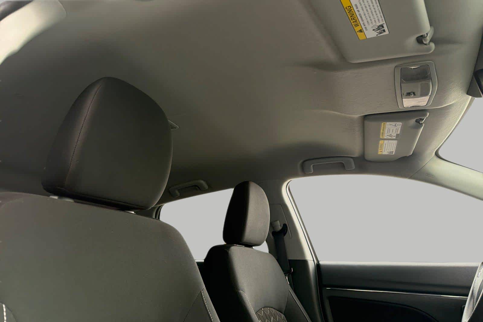 Thumbnail: 2024 Mitsubishi Outlander Sport - 19