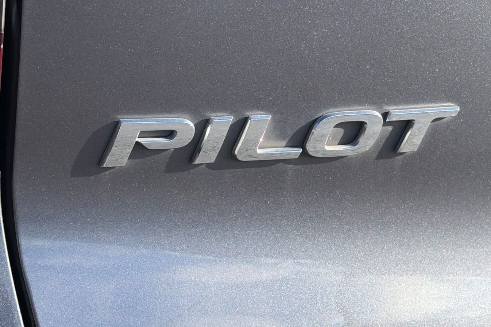 Thumbnail: 2020 Honda Pilot - 12