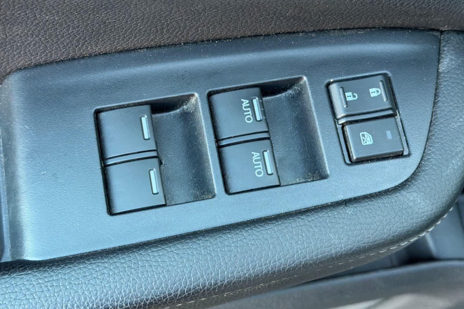 Thumbnail: 2023 Honda Passport - 20