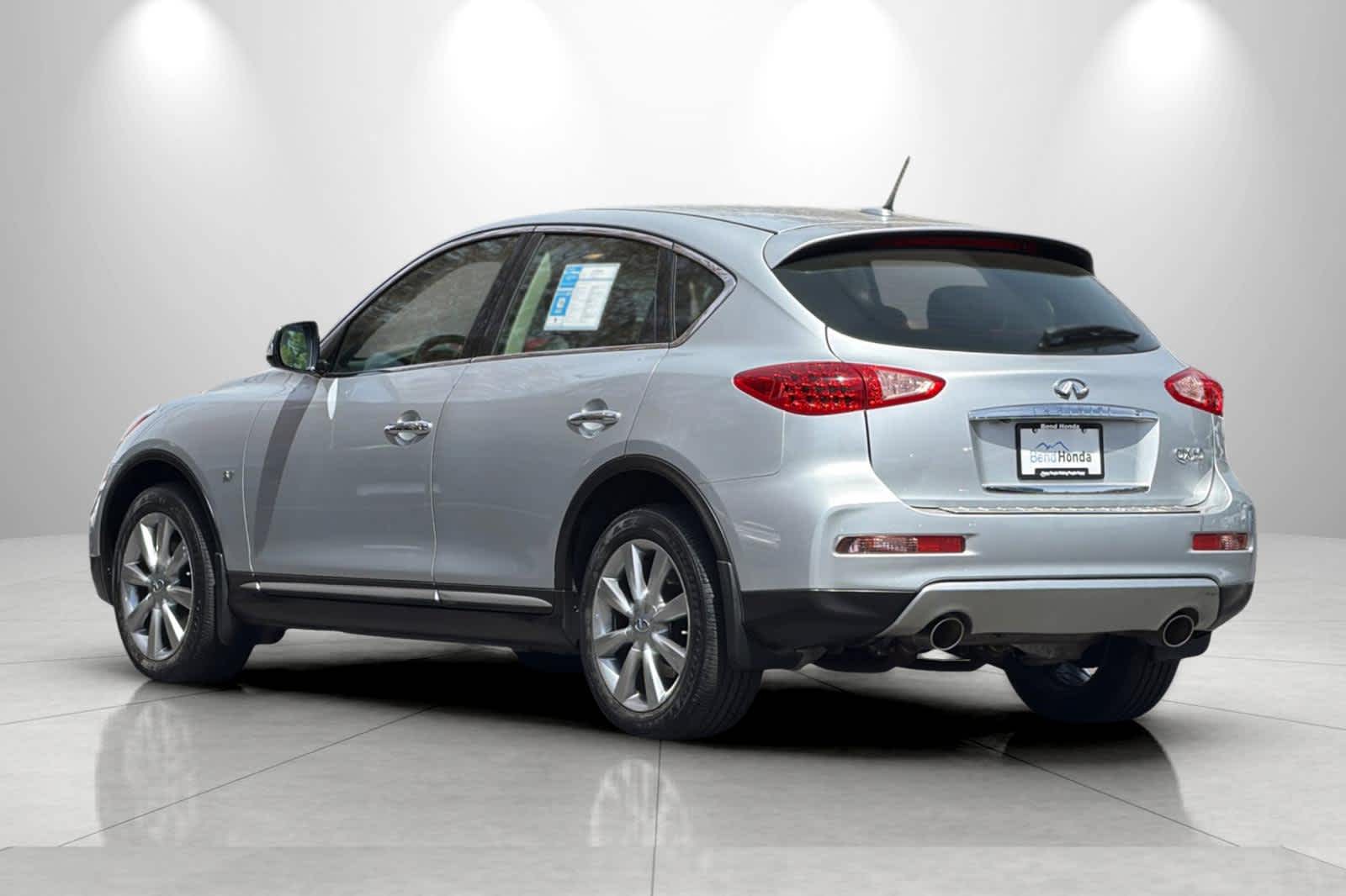 Thumbnail: 2017 INFINITI QX50 - 6