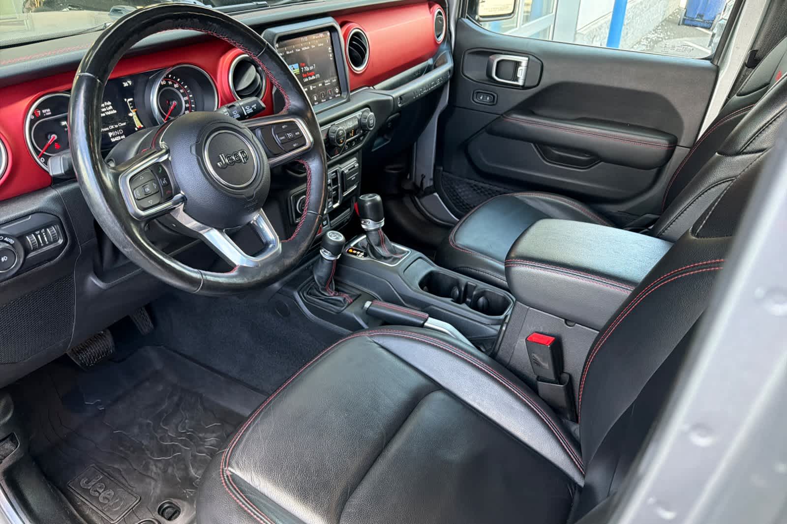 Thumbnail: 2020 Jeep Wrangler - 13