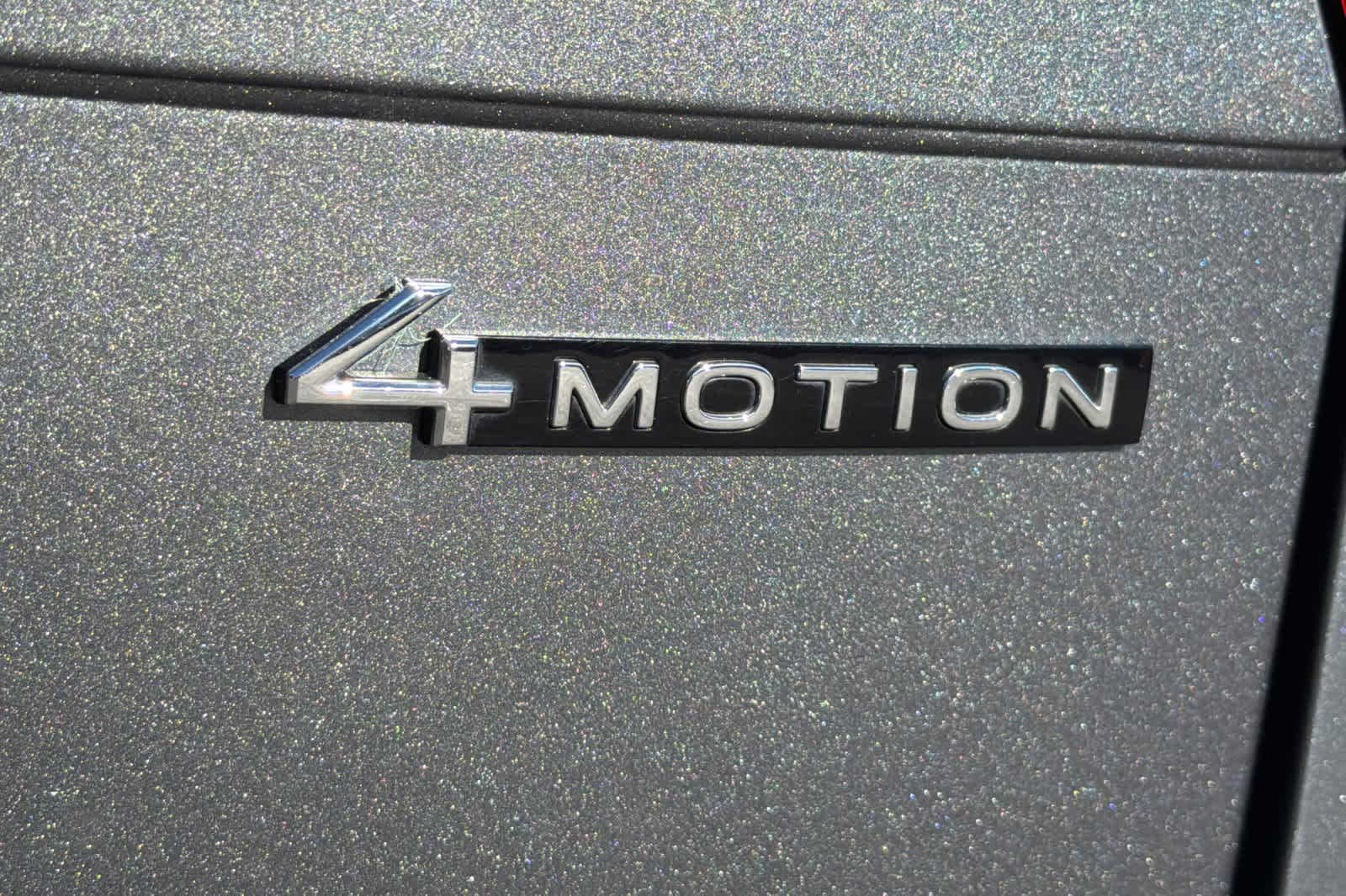 Thumbnail: 2022 Volkswagen Tiguan - 12