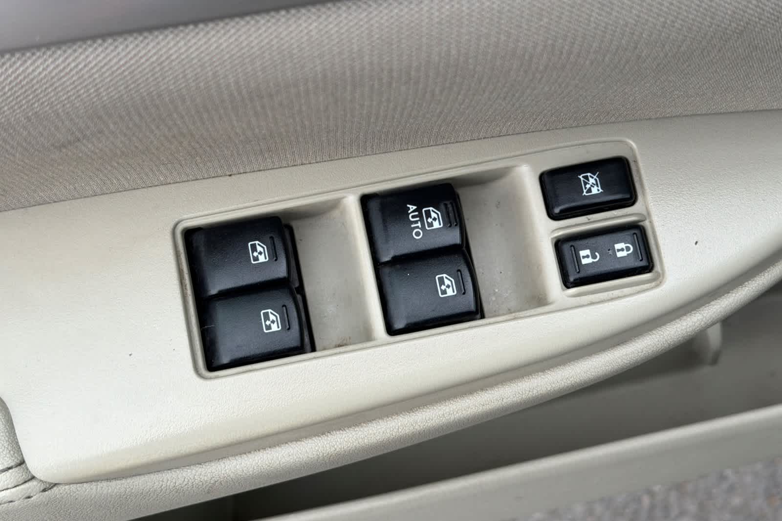 Thumbnail: 2014 Subaru Outback - 15