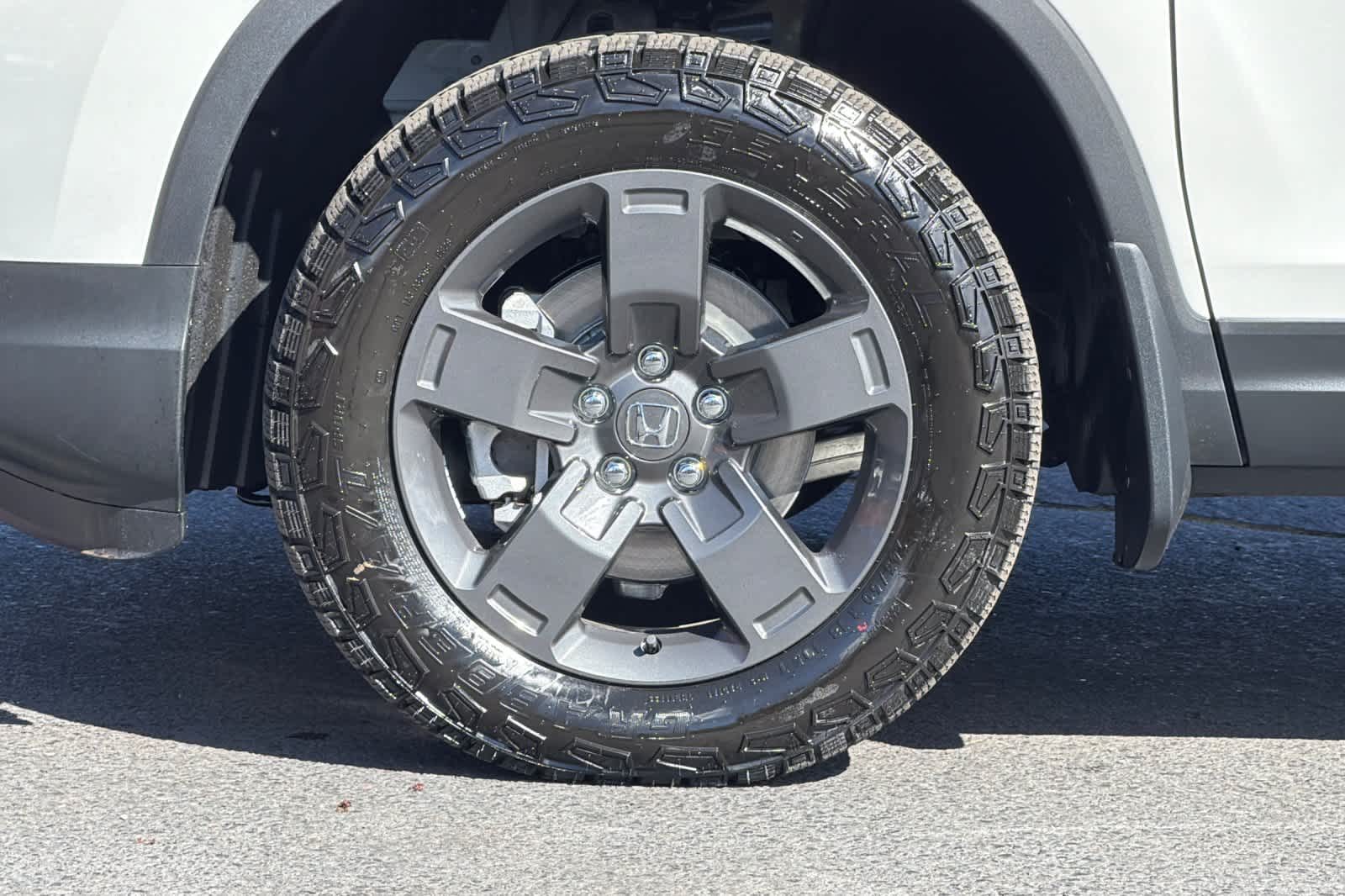 Thumbnail: 2026 Honda Ridgeline - 9