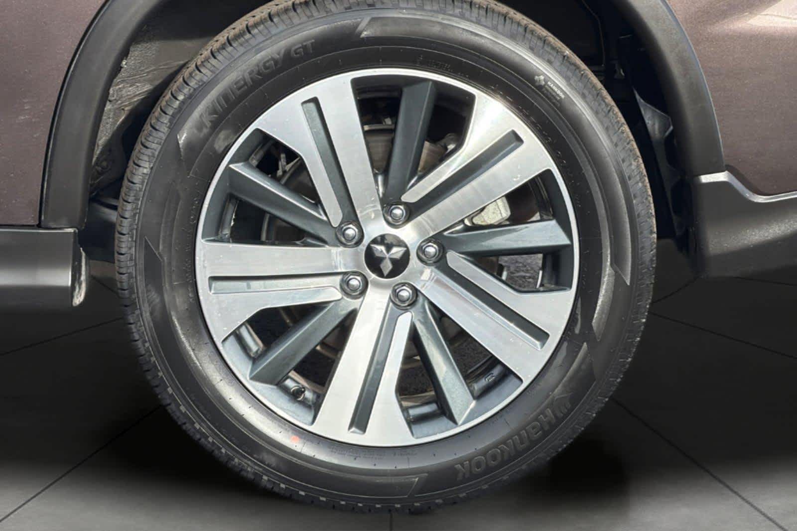 Thumbnail: 2024 Mitsubishi Outlander Sport - 11