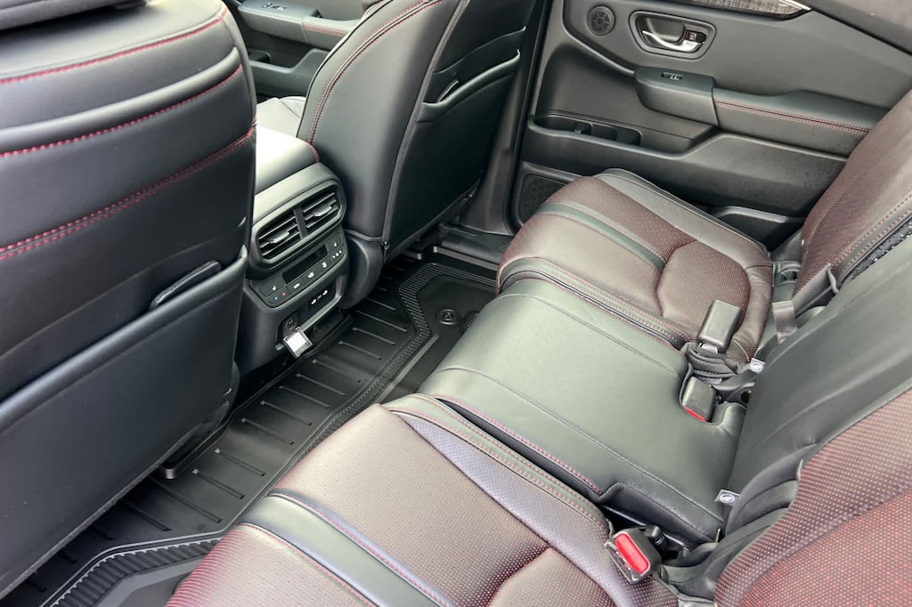 New 2025 Honda Pilot Black Edition SUV