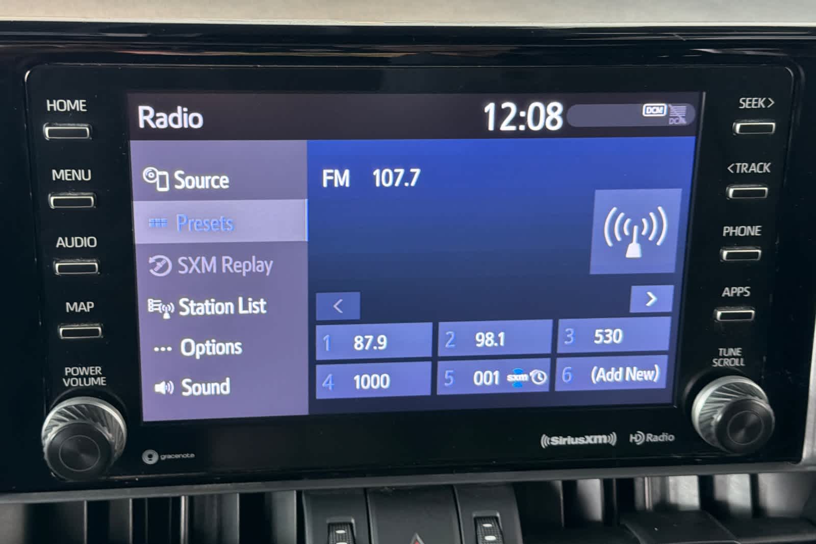 Thumbnail: 2019 Toyota RAV4 - 21