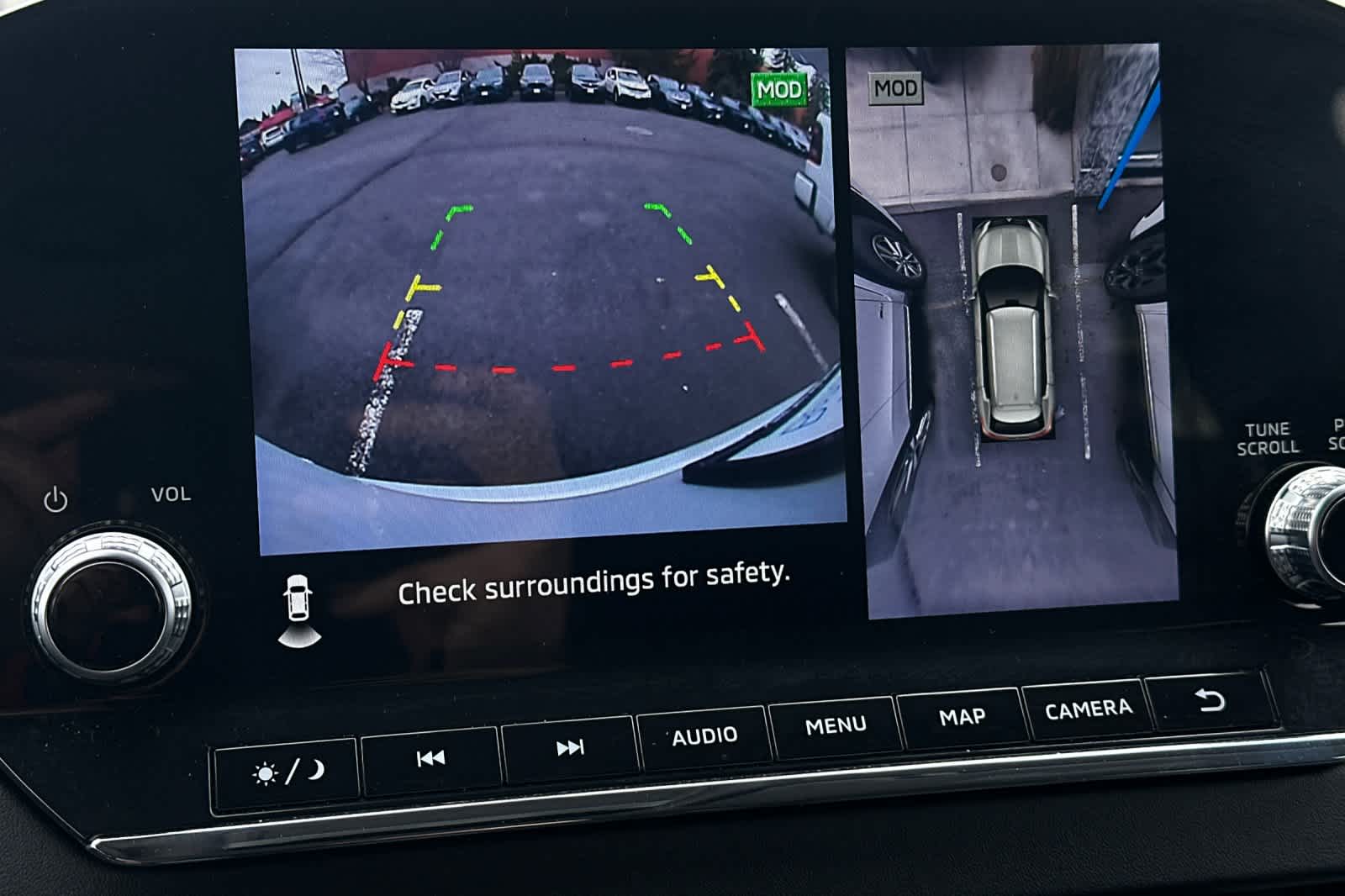 Thumbnail: 2024 Mitsubishi Outlander - 23