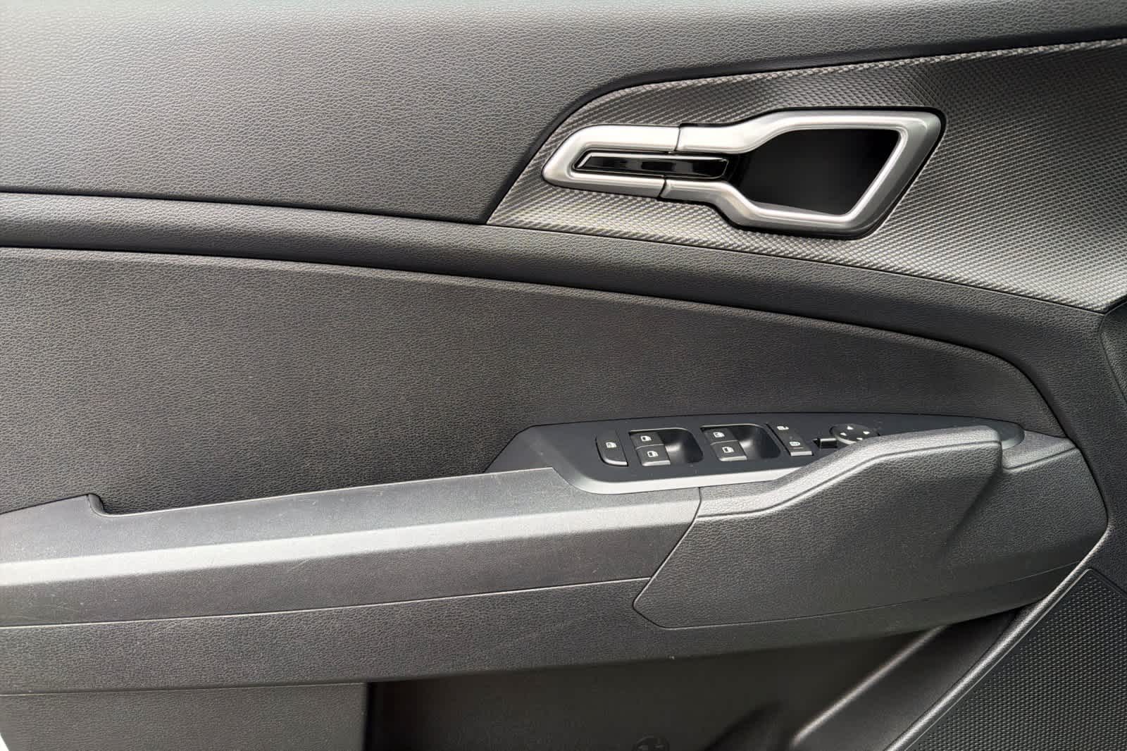 Thumbnail: 2023 Kia Sportage - 14