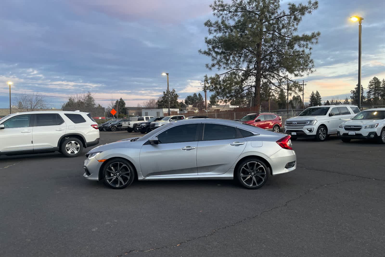 Thumbnail: 2020 Honda Civic - 5