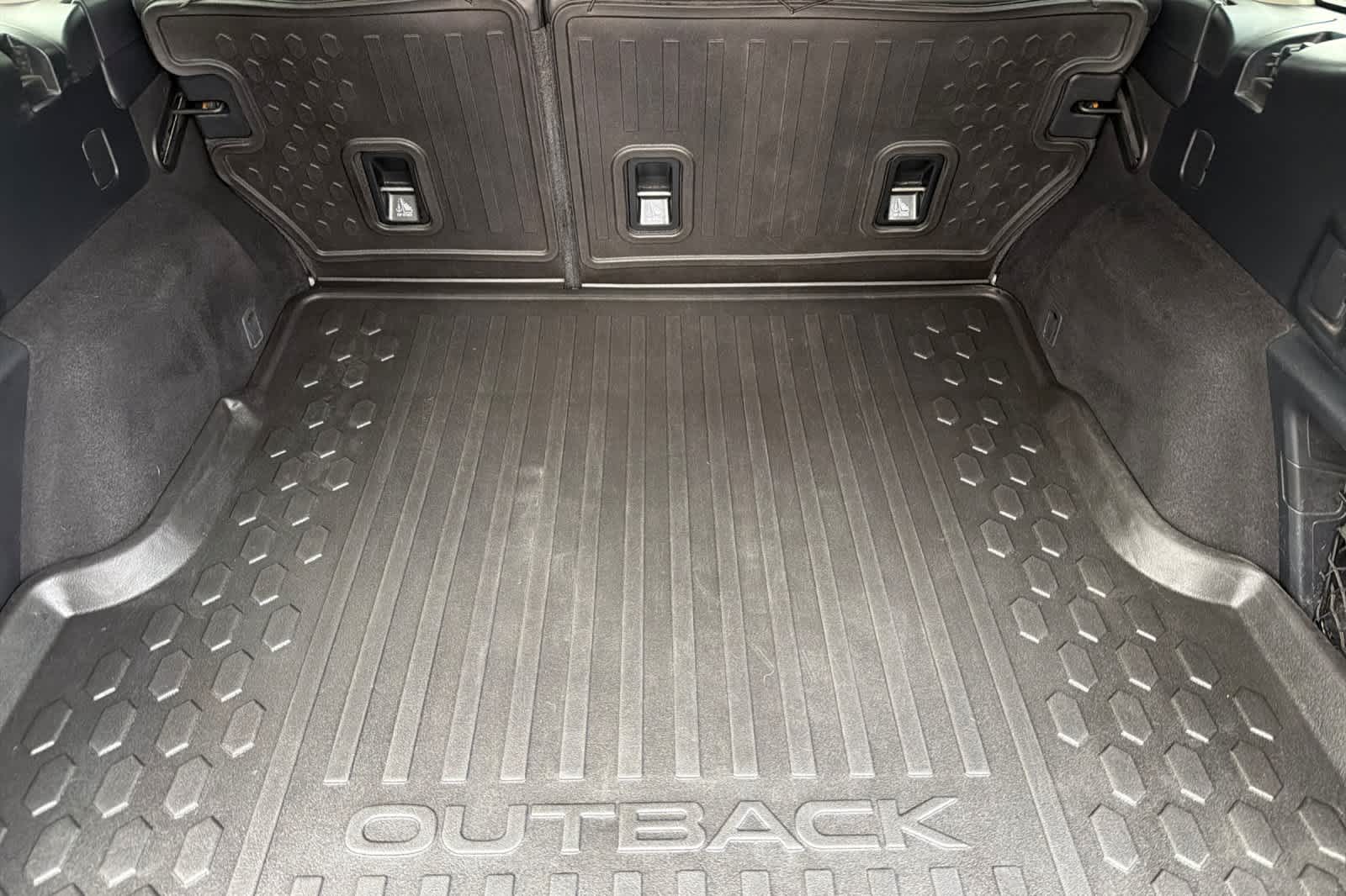 Thumbnail: 2021 Subaru Outback - 17