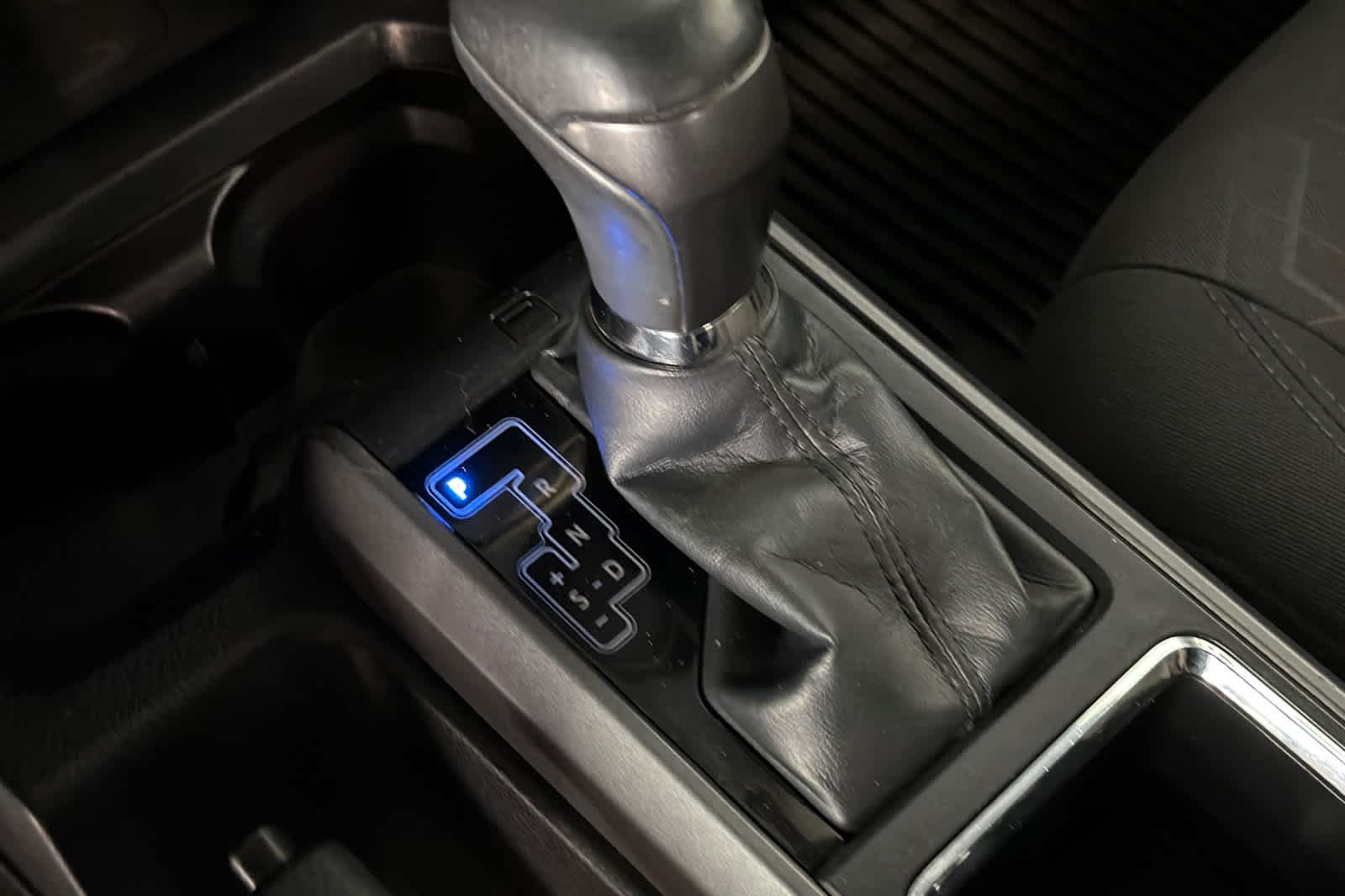 Thumbnail: 2017 Toyota Tacoma - 23