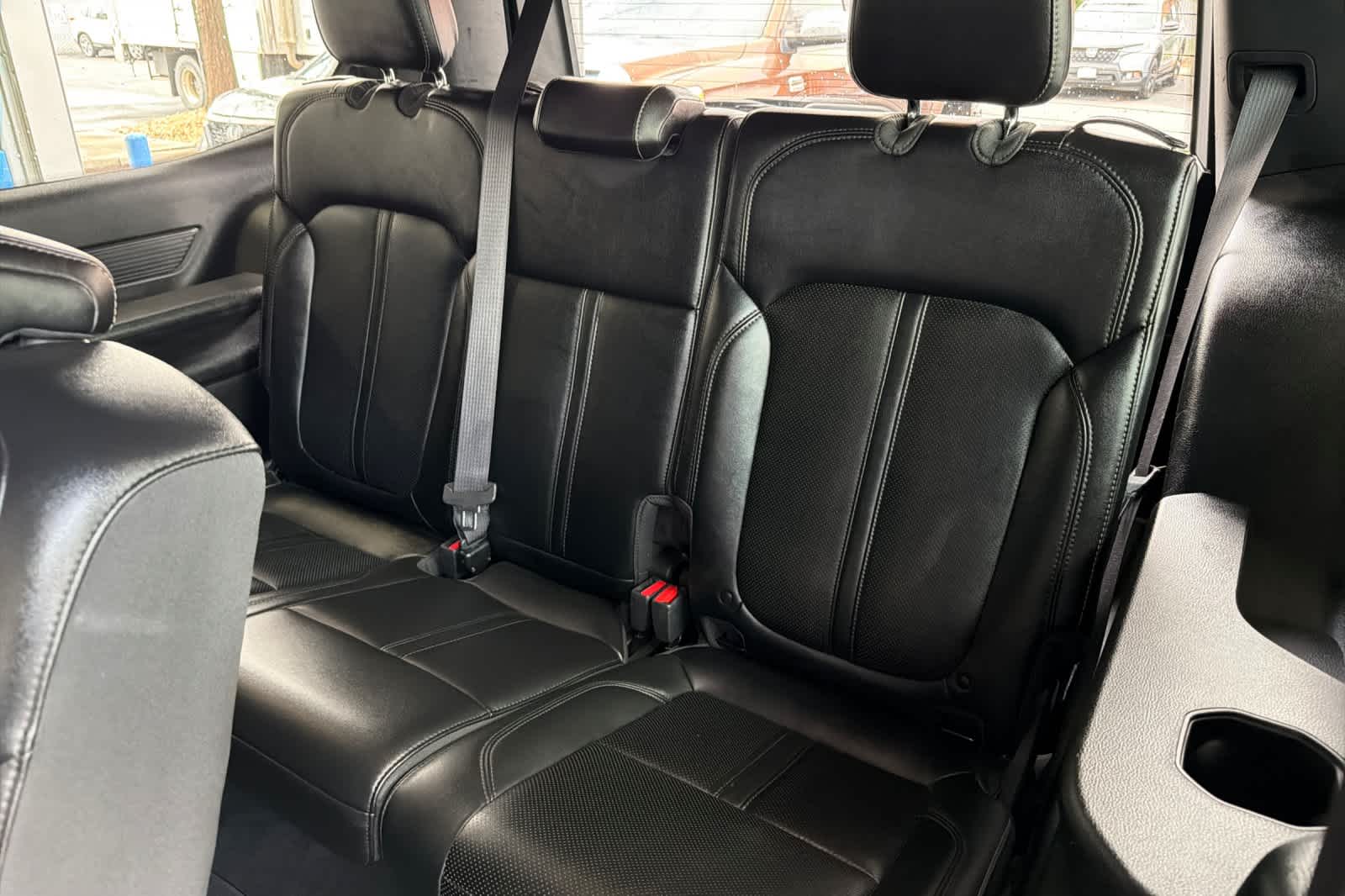 Thumbnail: 2024 Jeep Wagoneer - 17