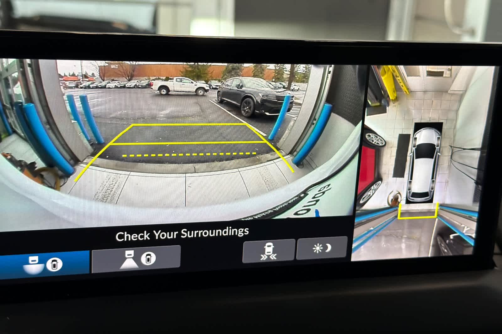 Thumbnail: 2026 Honda Pilot - 23