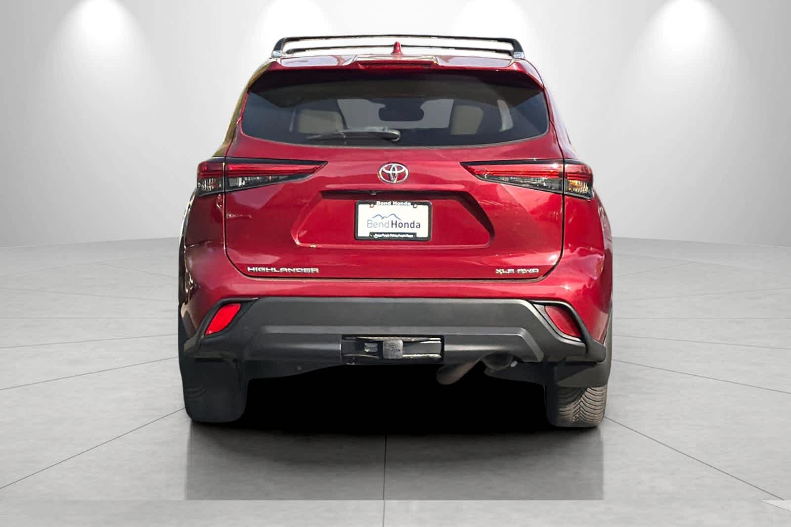 Thumbnail: 2021 Toyota Highlander - 6