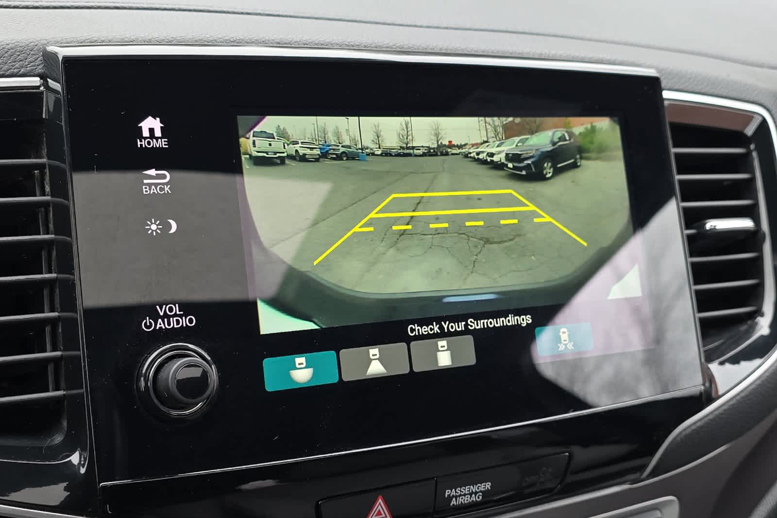 Thumbnail: 2023 Honda Passport - 21