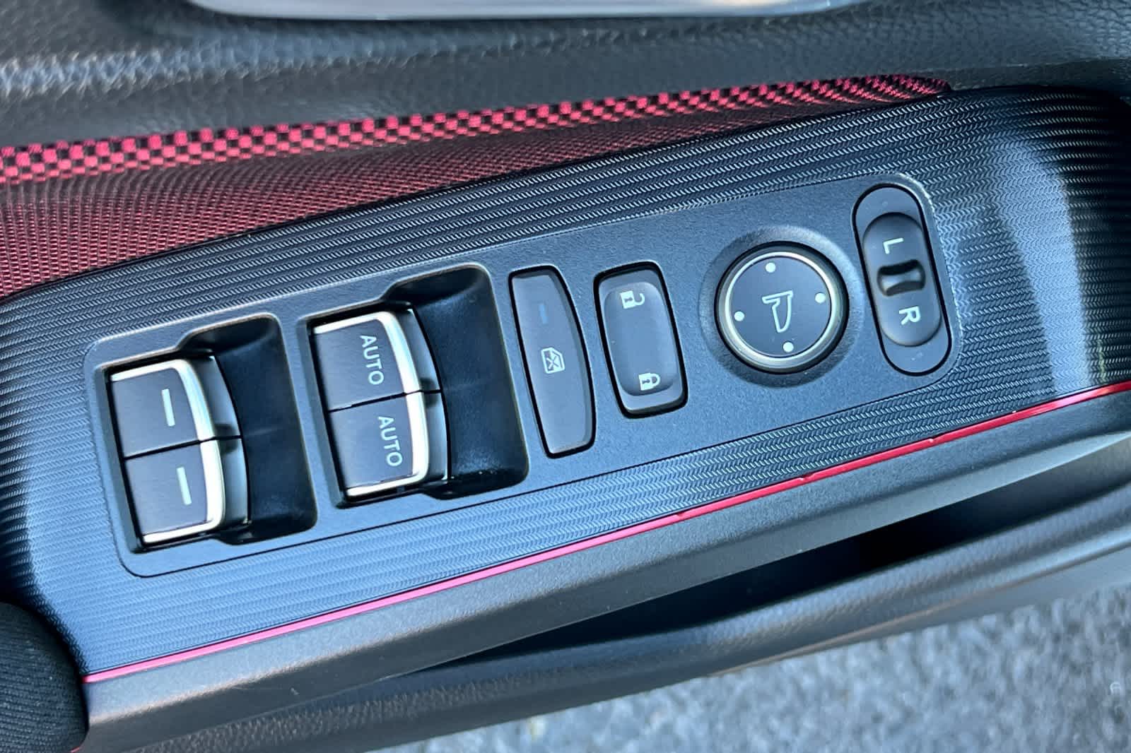 Thumbnail: 2023 Honda Civic - 15