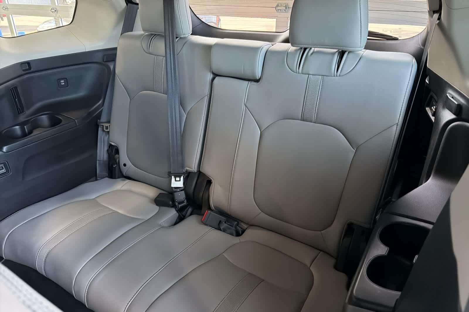 Thumbnail: 2024 Honda Pilot - 17