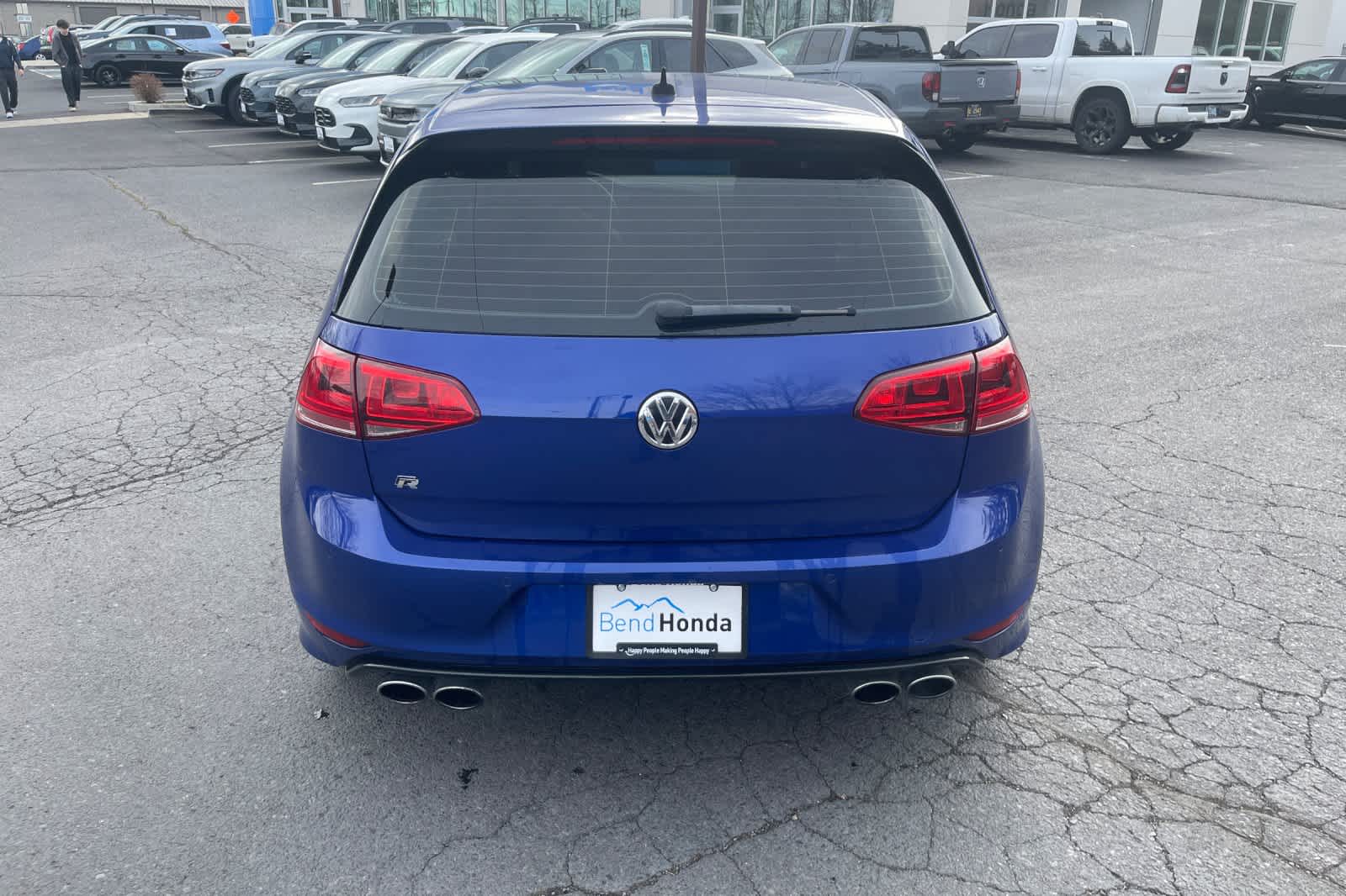 Thumbnail: 2017 Volkswagen Golf - 4