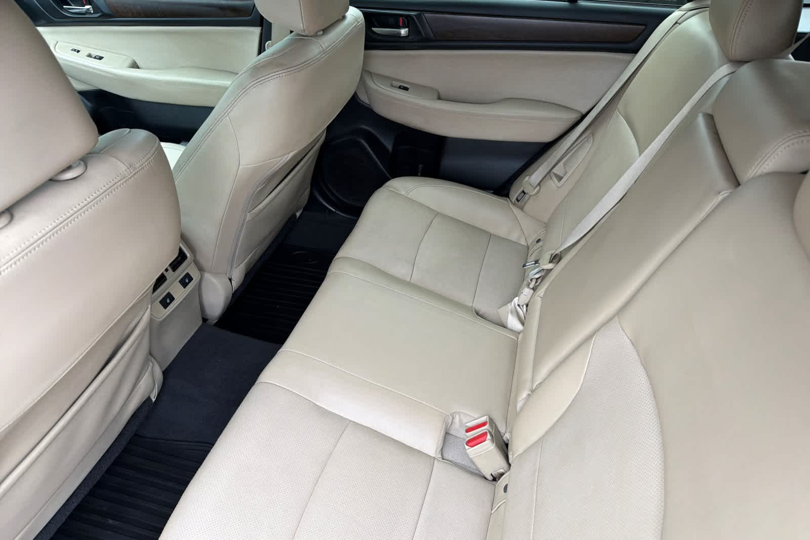 Thumbnail: 2016 Subaru Outback - 4