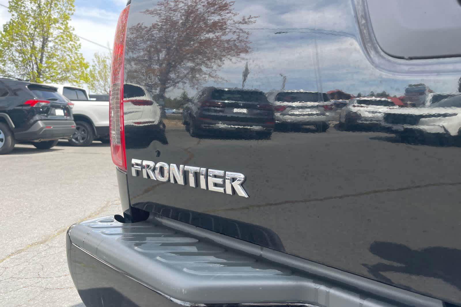 Thumbnail: 2020 Nissan Frontier - 14