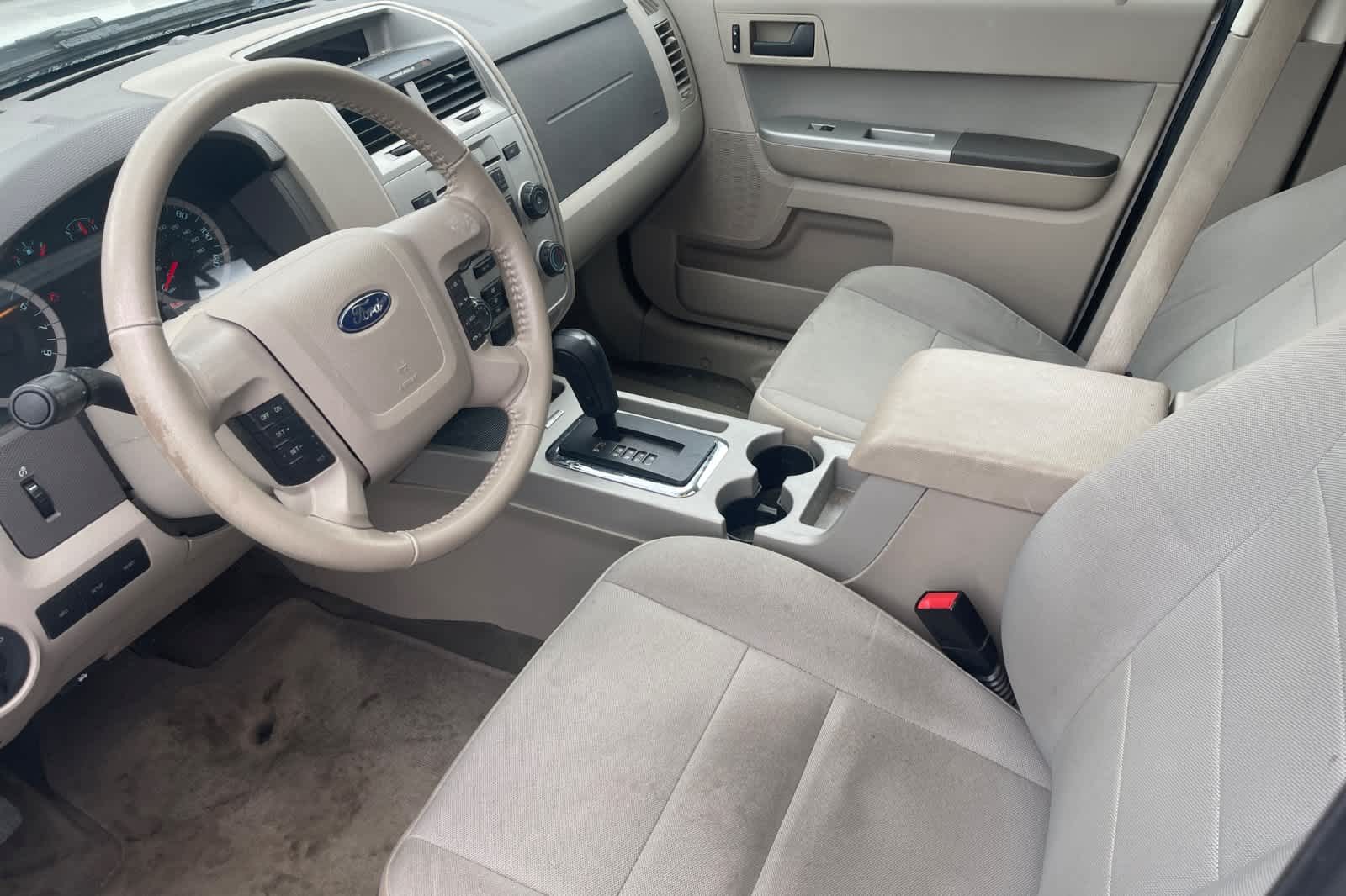 Thumbnail: 2012 Ford Escape - 13