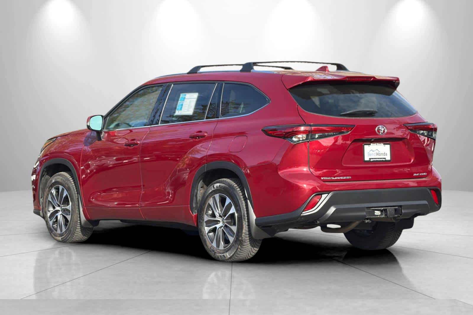 Thumbnail: 2021 Toyota Highlander - 5