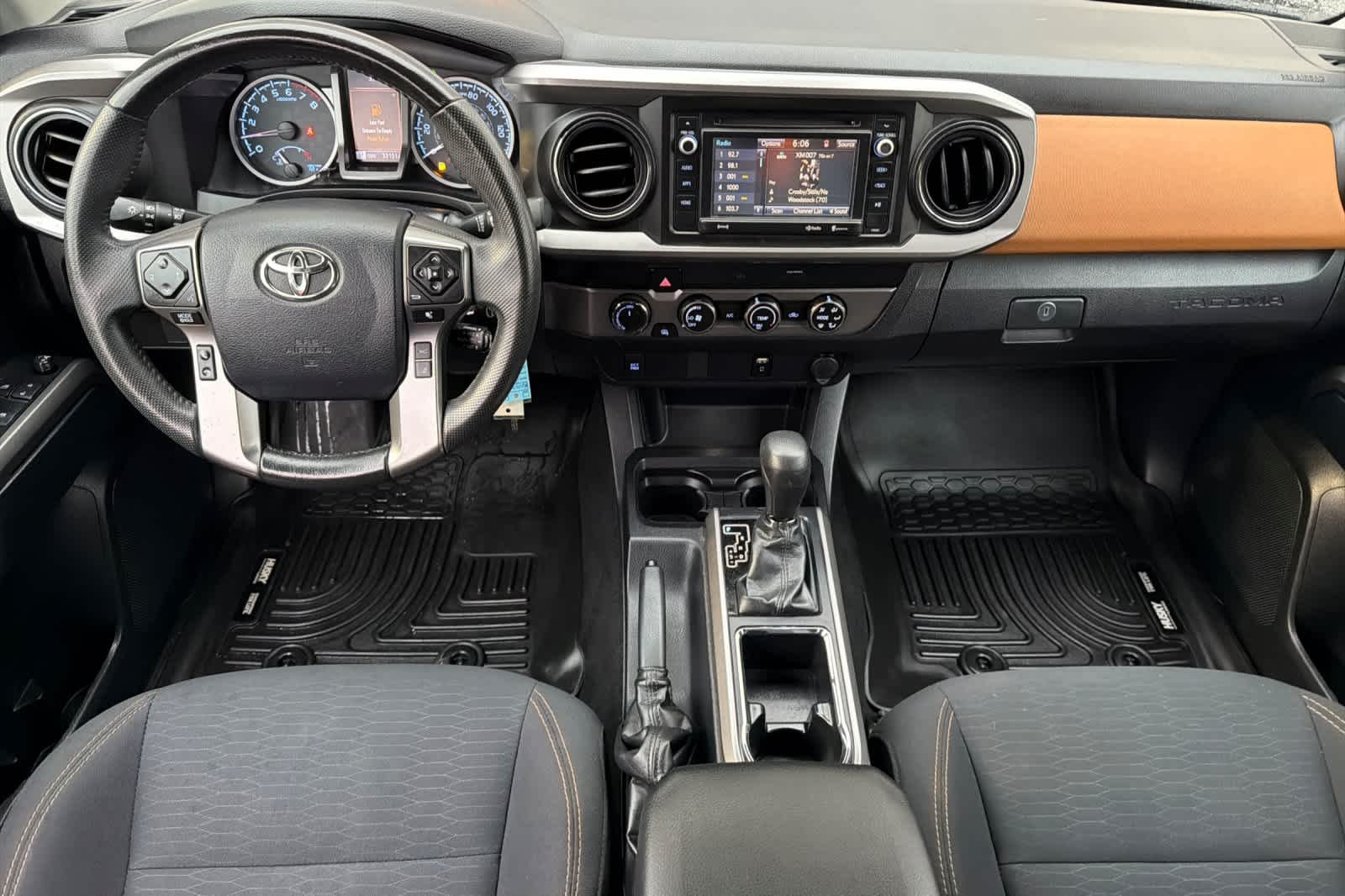 Thumbnail: 2019 Toyota Tacoma - 3