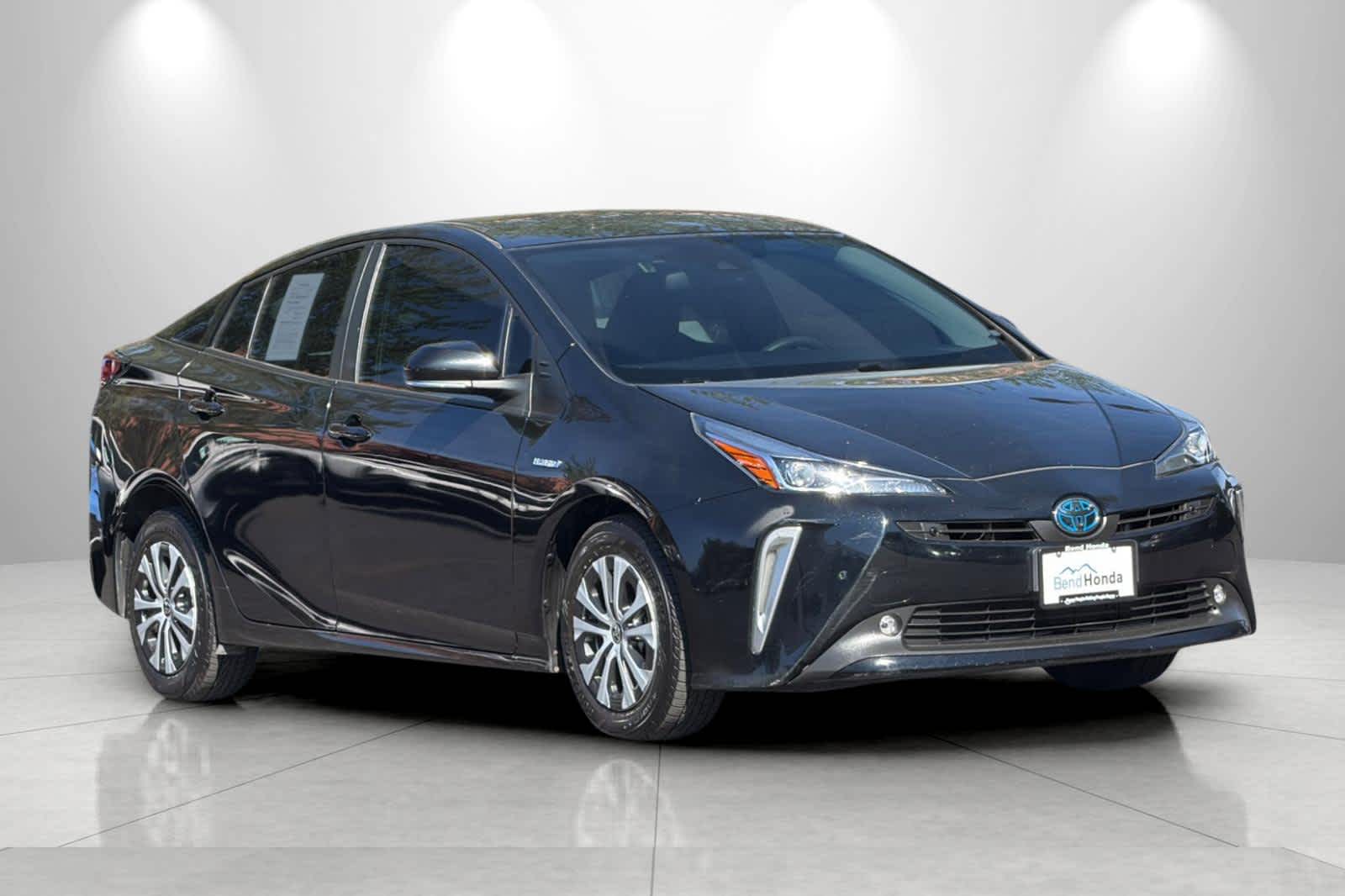 Thumbnail: 2021 Toyota Prius - 8