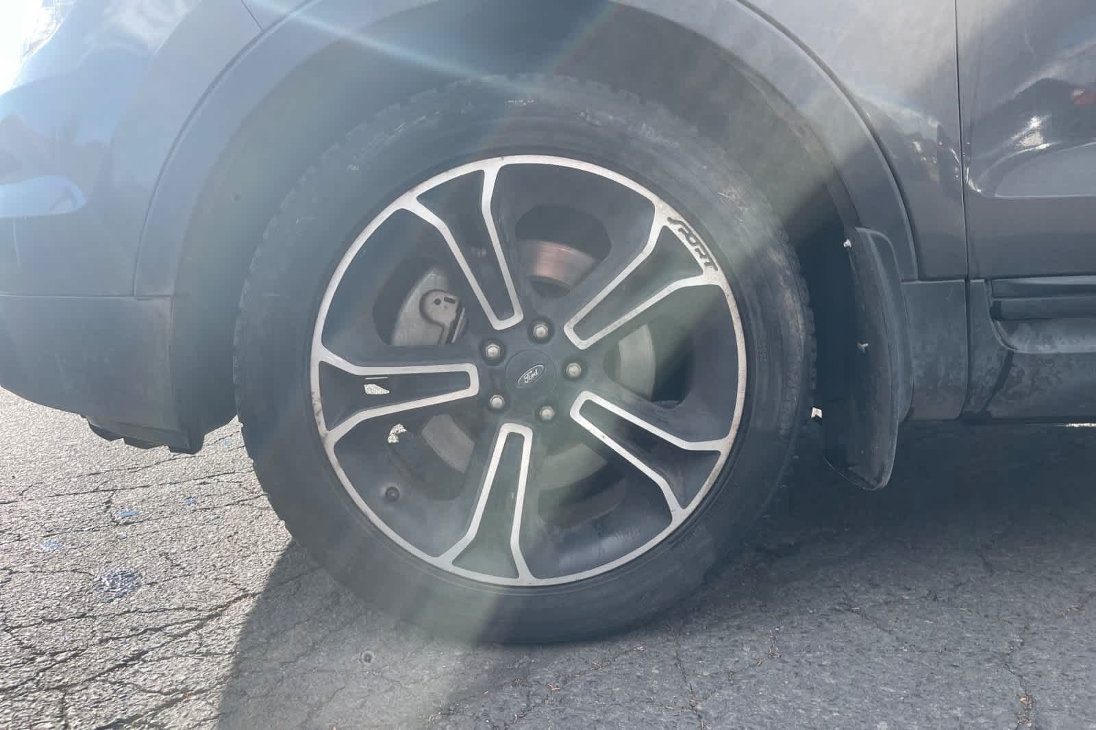 Thumbnail: 2015 Ford Explorer - 11