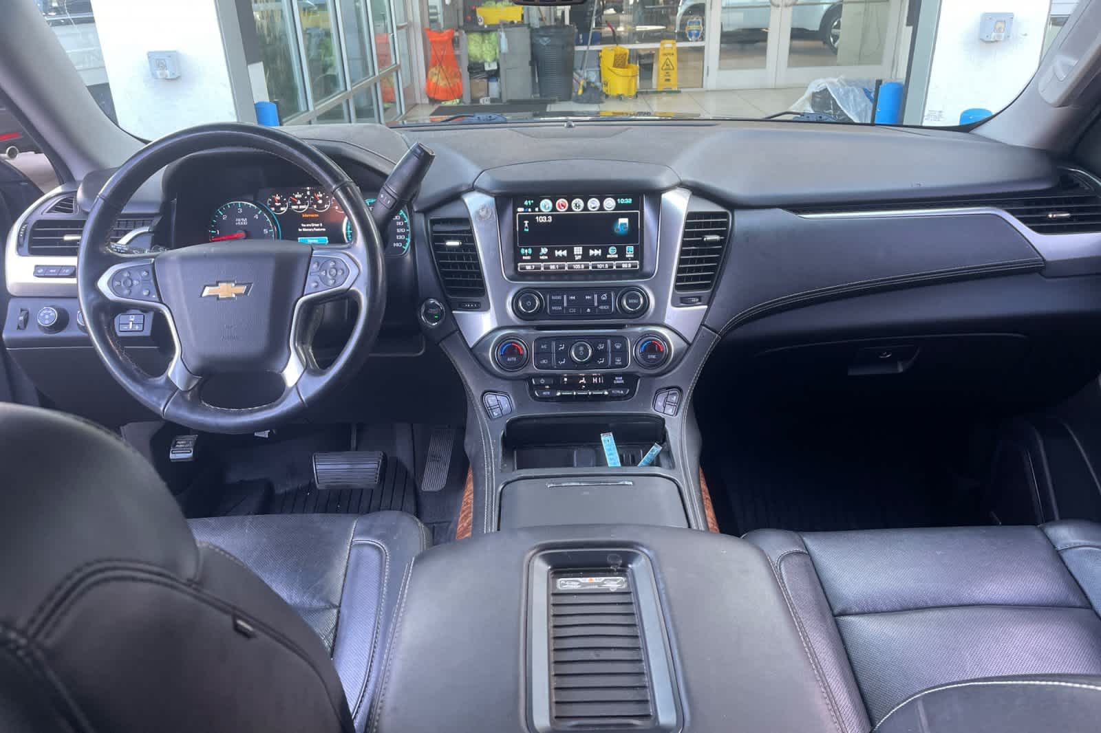 Thumbnail: 2019 Chevrolet Tahoe - 3