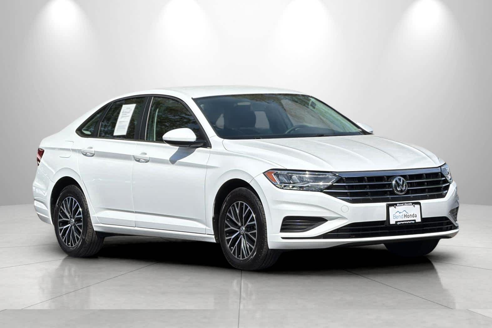 Thumbnail: 2021 Volkswagen Jetta - 9