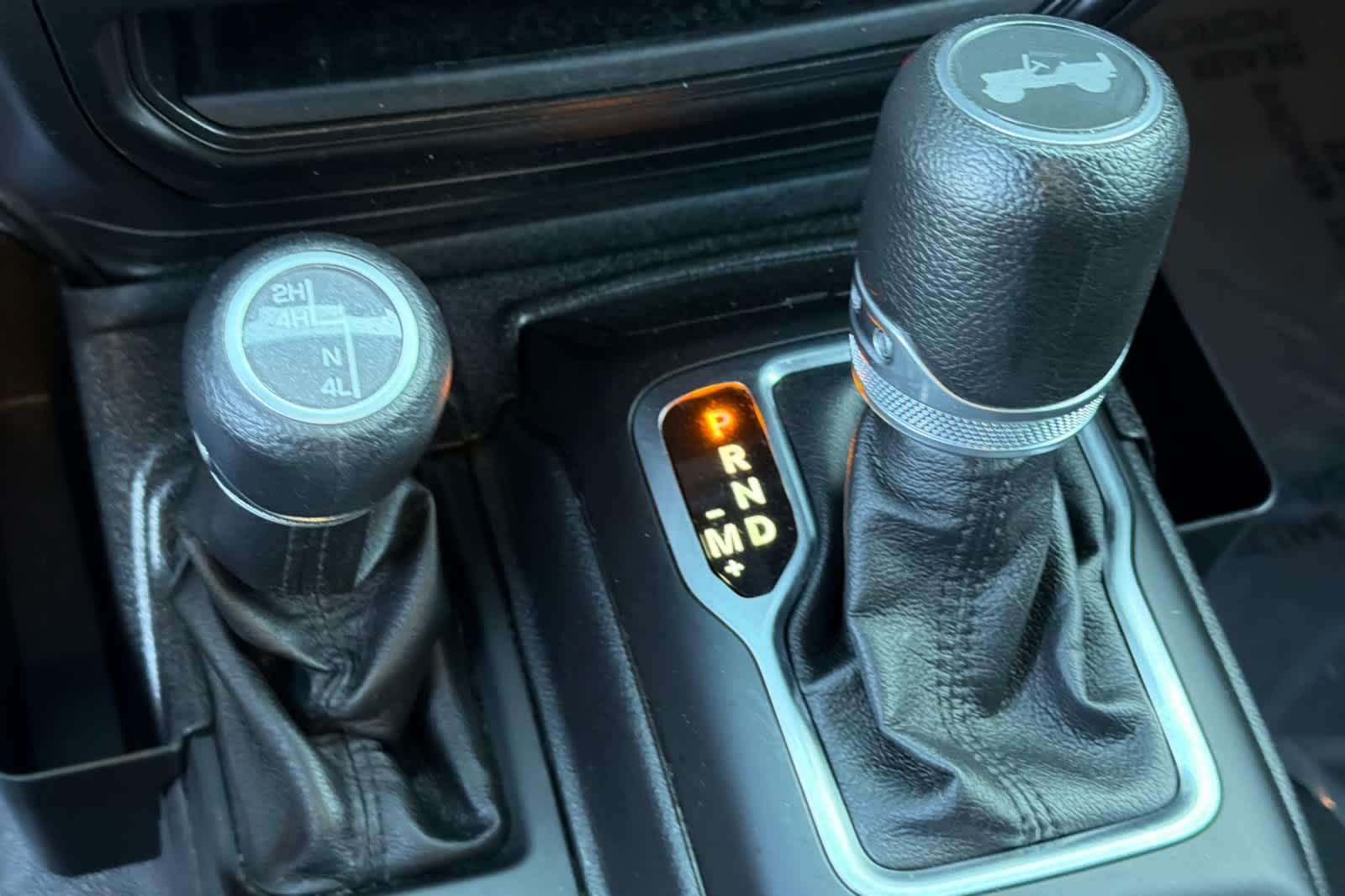 Thumbnail: 2021 Jeep Wrangler - 23