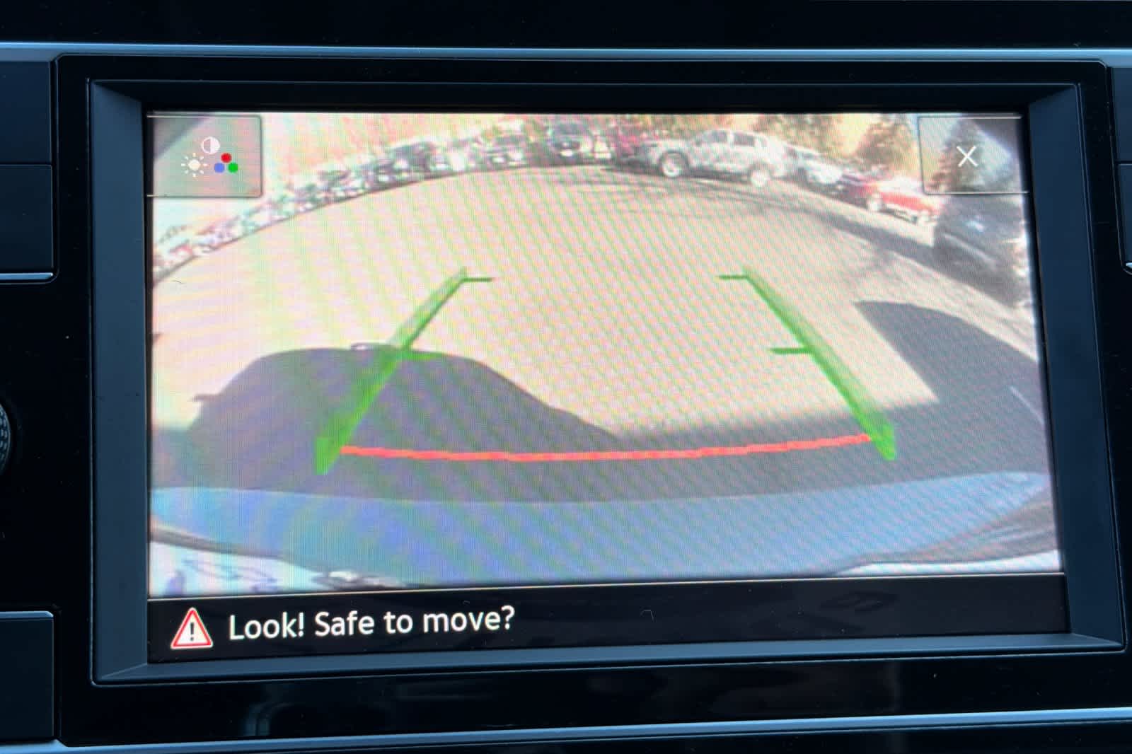 Thumbnail: 2022 Volkswagen Tiguan - 21