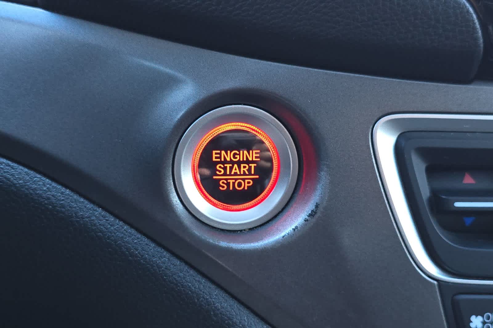 Thumbnail: 2016 Honda Pilot - 24