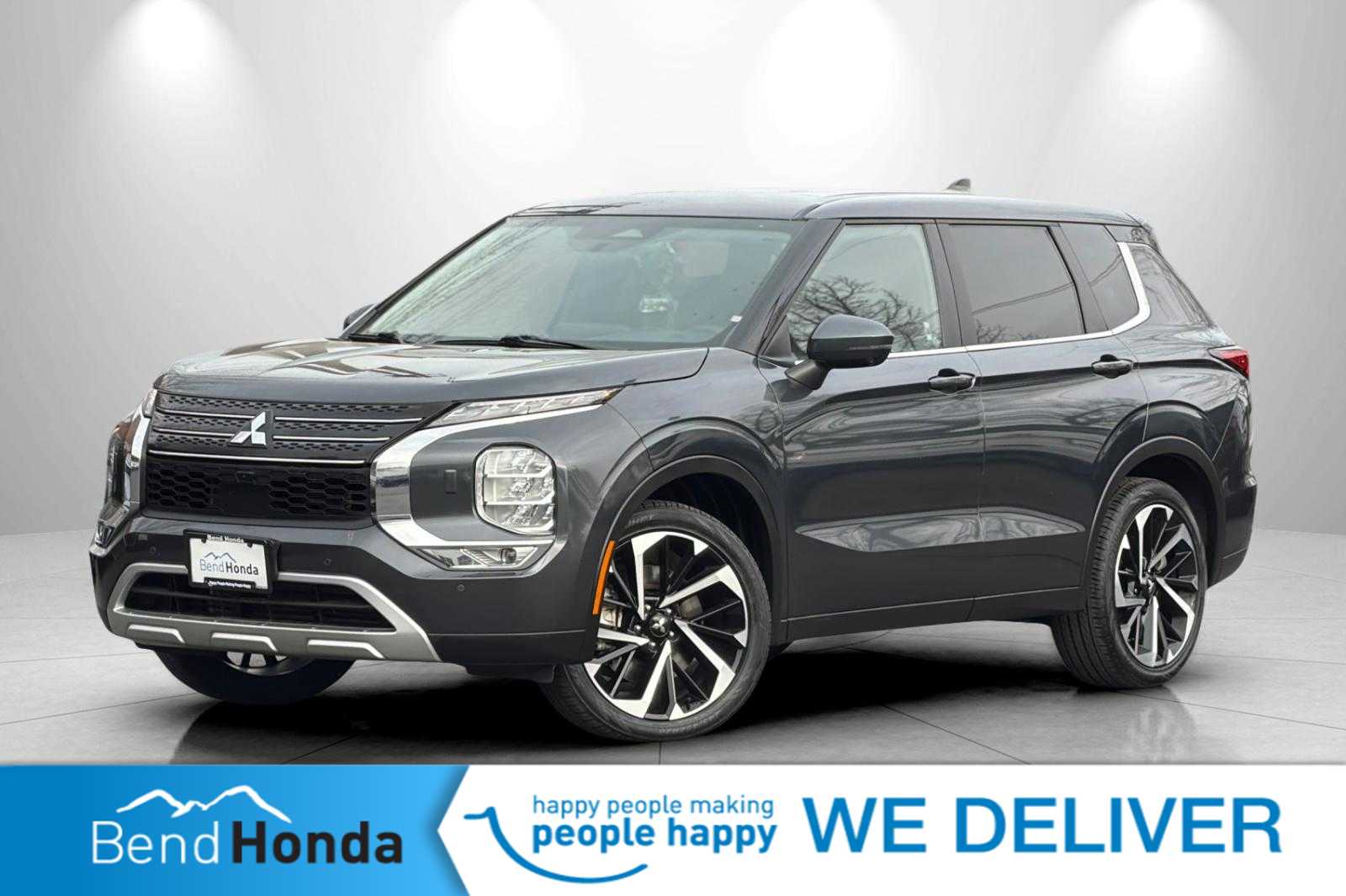 Thumbnail: 2024 Mitsubishi Outlander - 1