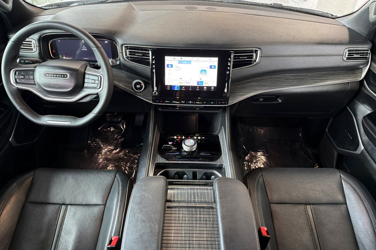 Thumbnail: 2024 Jeep Wagoneer - 3