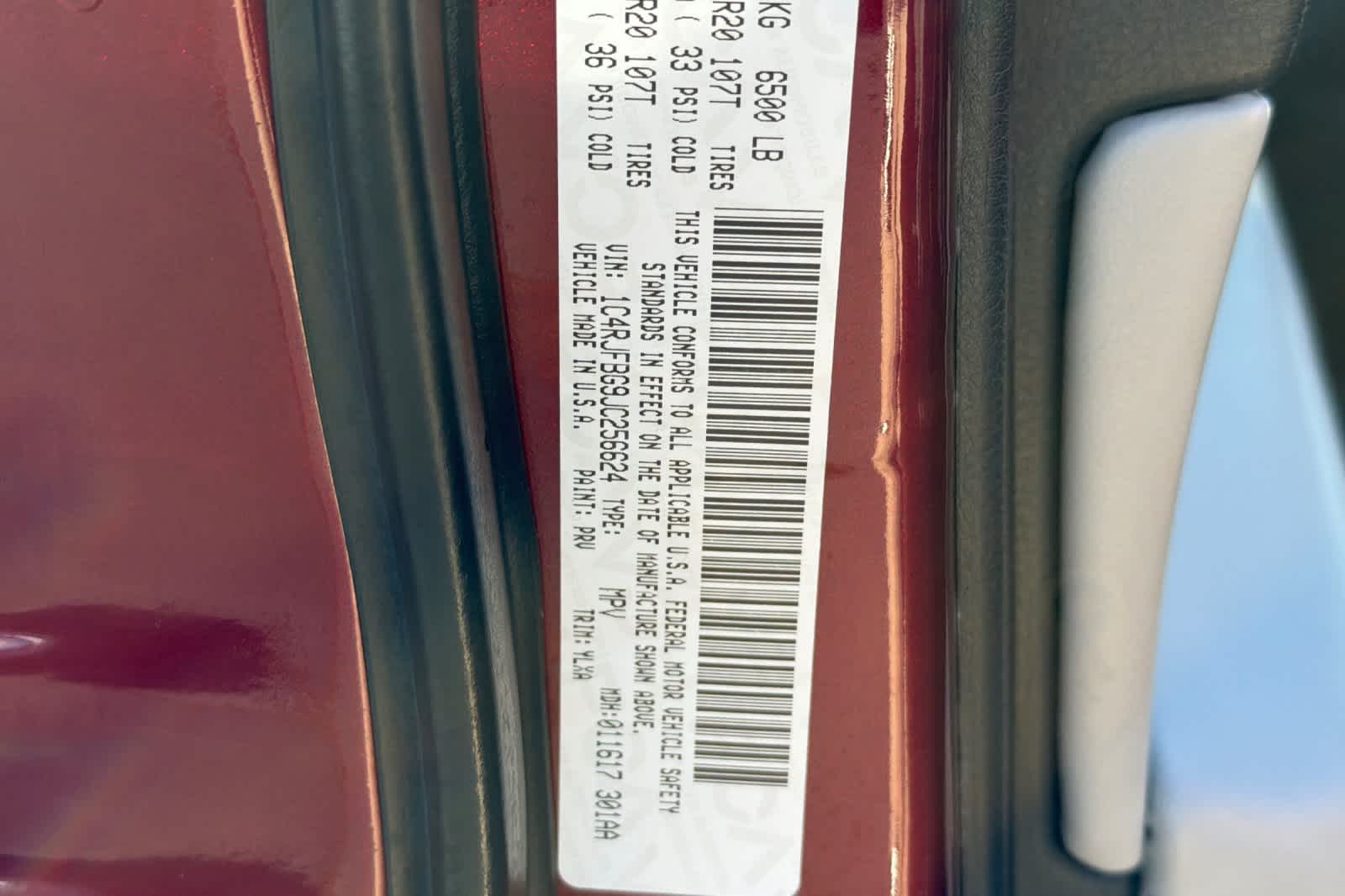 Thumbnail: 2018 Jeep Grand Cherokee - 30