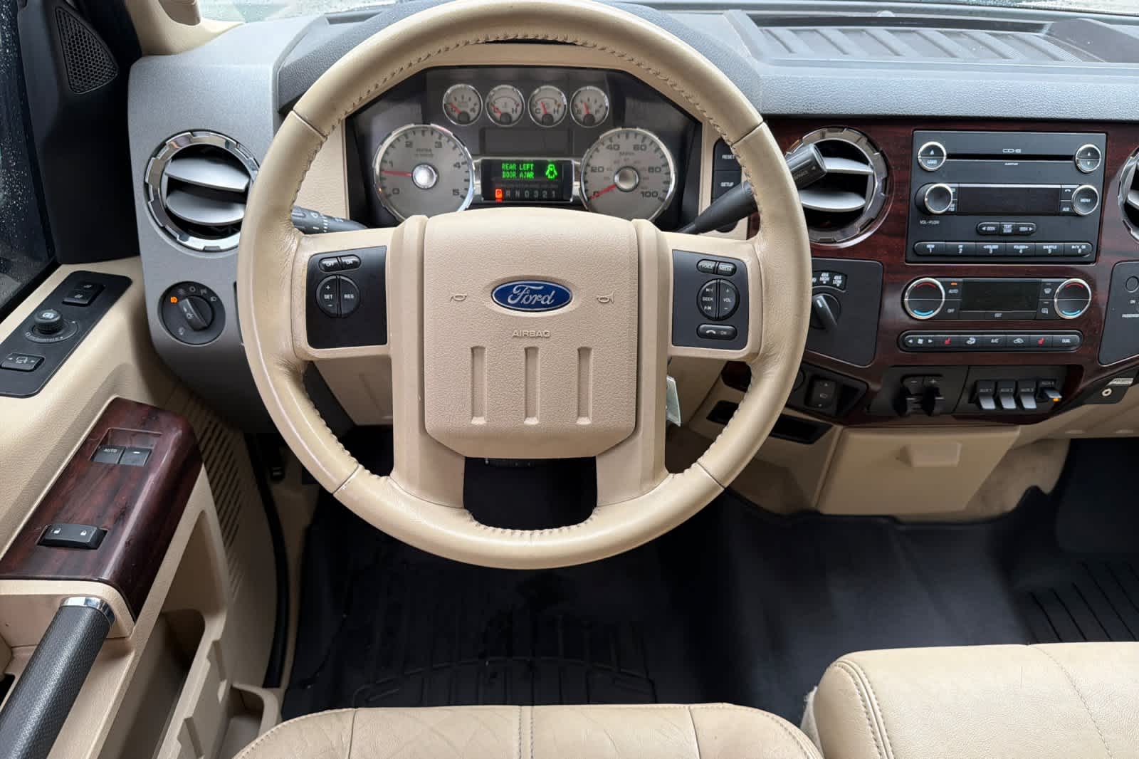 Thumbnail: 2010 Ford F-250 - 16