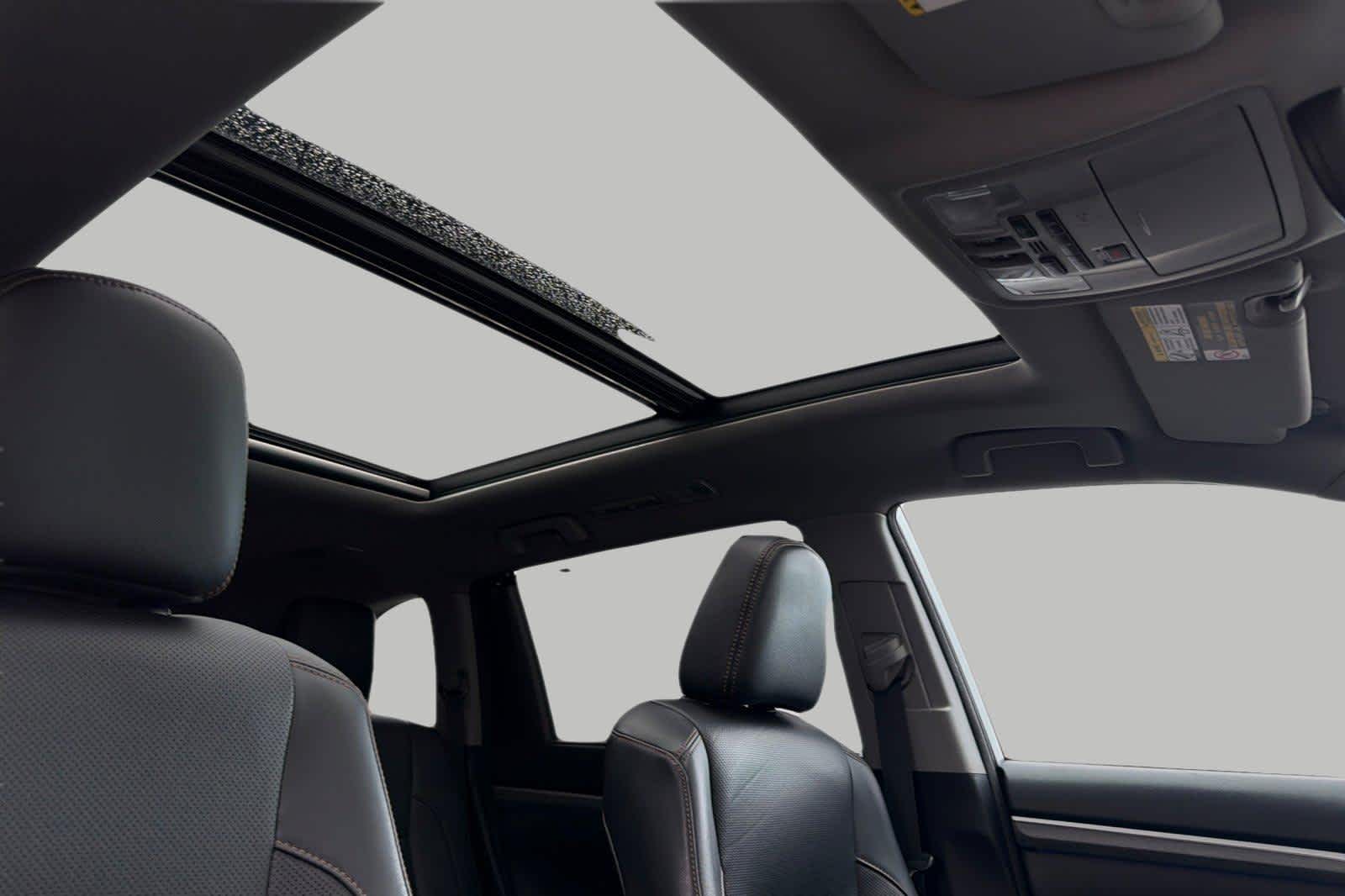 Thumbnail: 2018 Toyota Highlander - 20