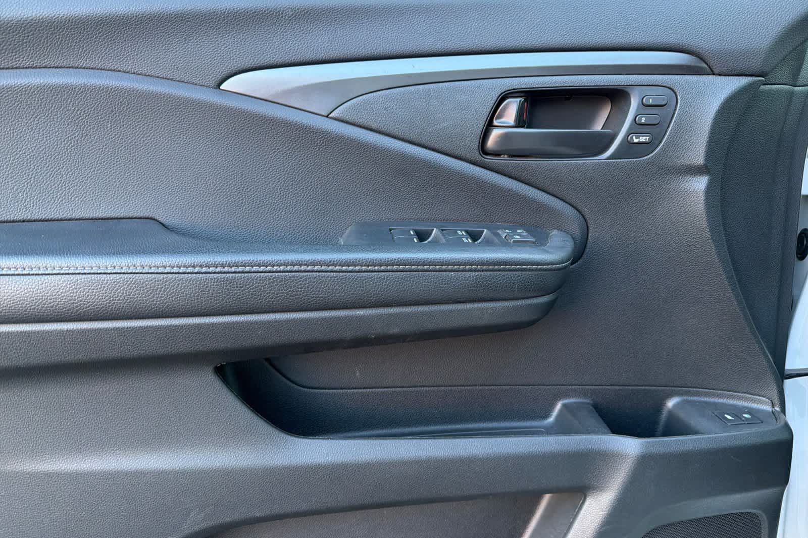 Thumbnail: 2023 Honda Passport - 19