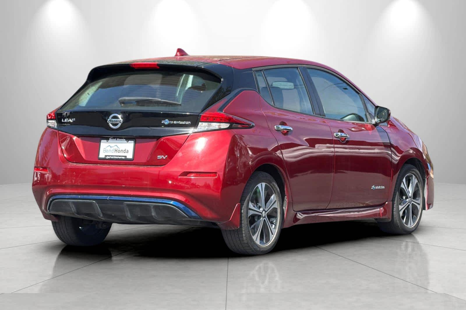 Used 2018 Nissan LEAF SV with VIN 1N4AZ1CP6JC312323 for sale in Bend, OR