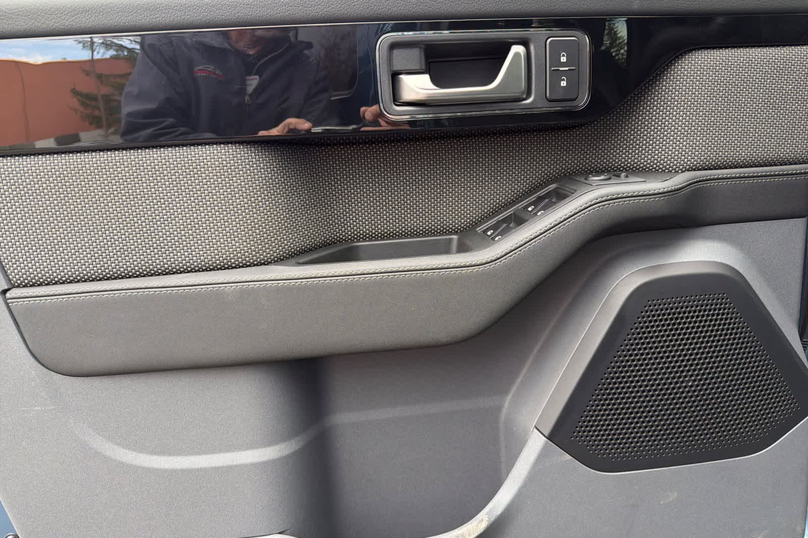 Thumbnail: 2025 INEOS Granadier Station Wagon - 14