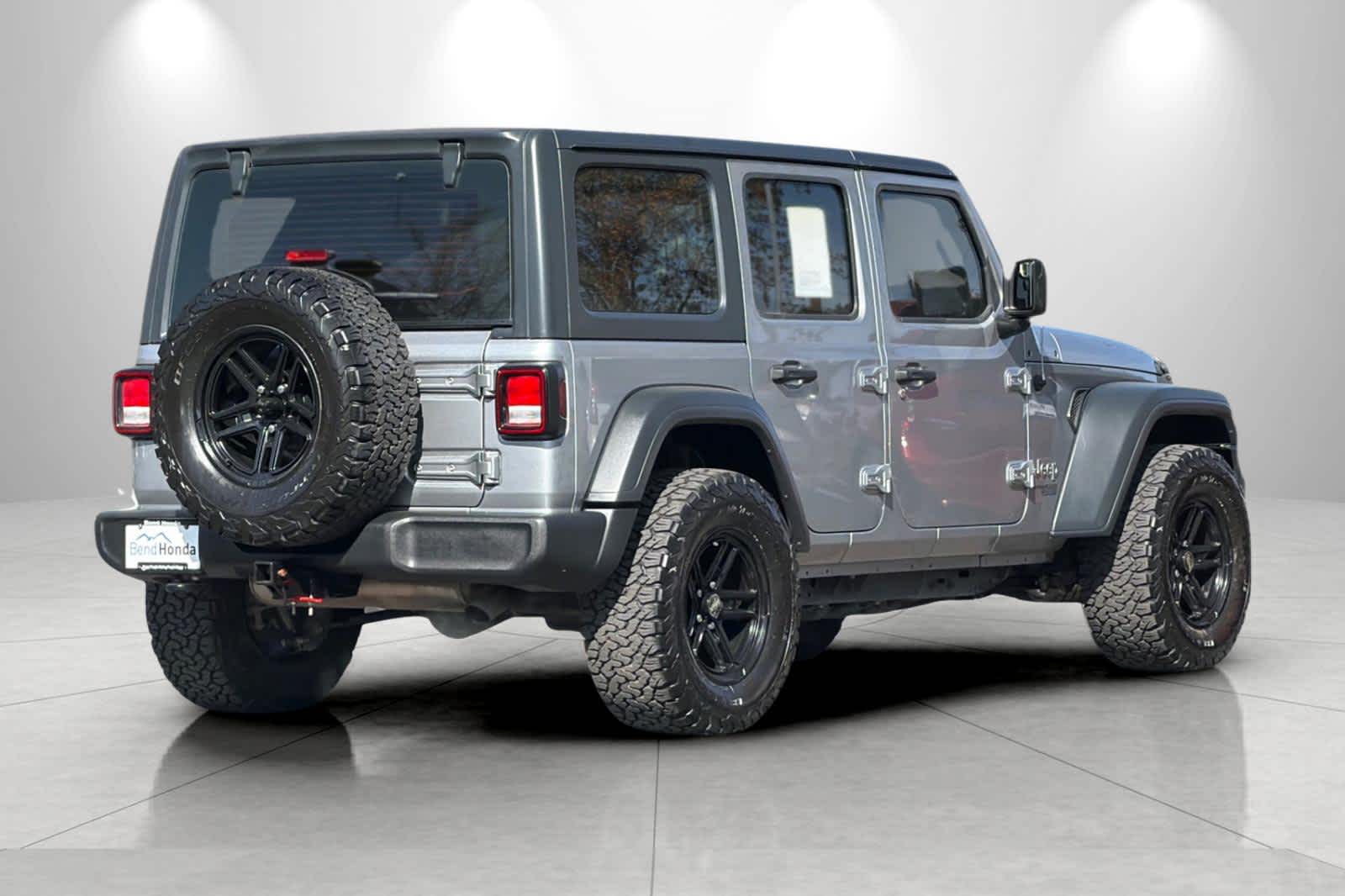 Thumbnail: 2018 Jeep Wrangler - 2