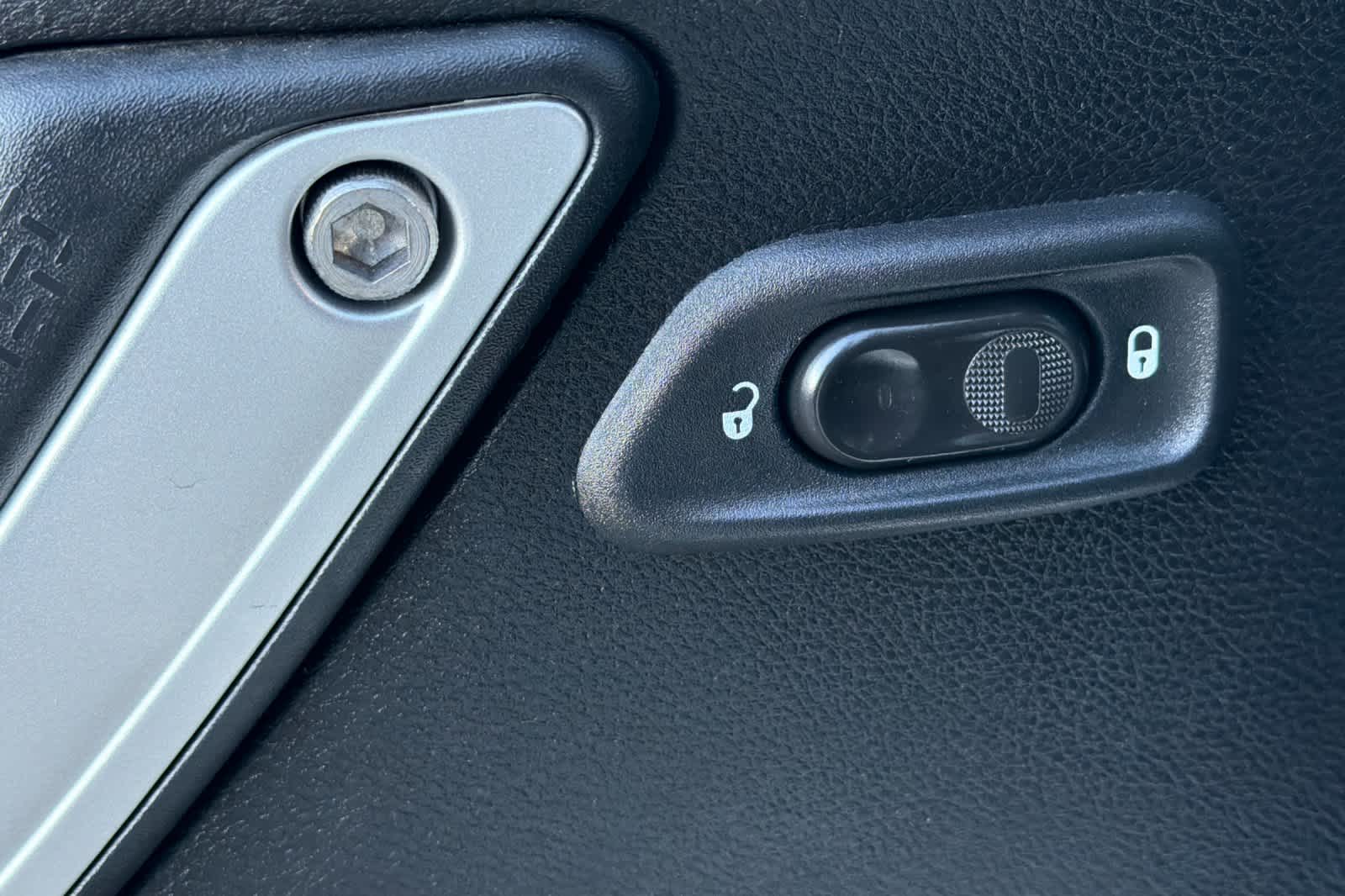 Thumbnail: 2014 Jeep Wrangler - 15