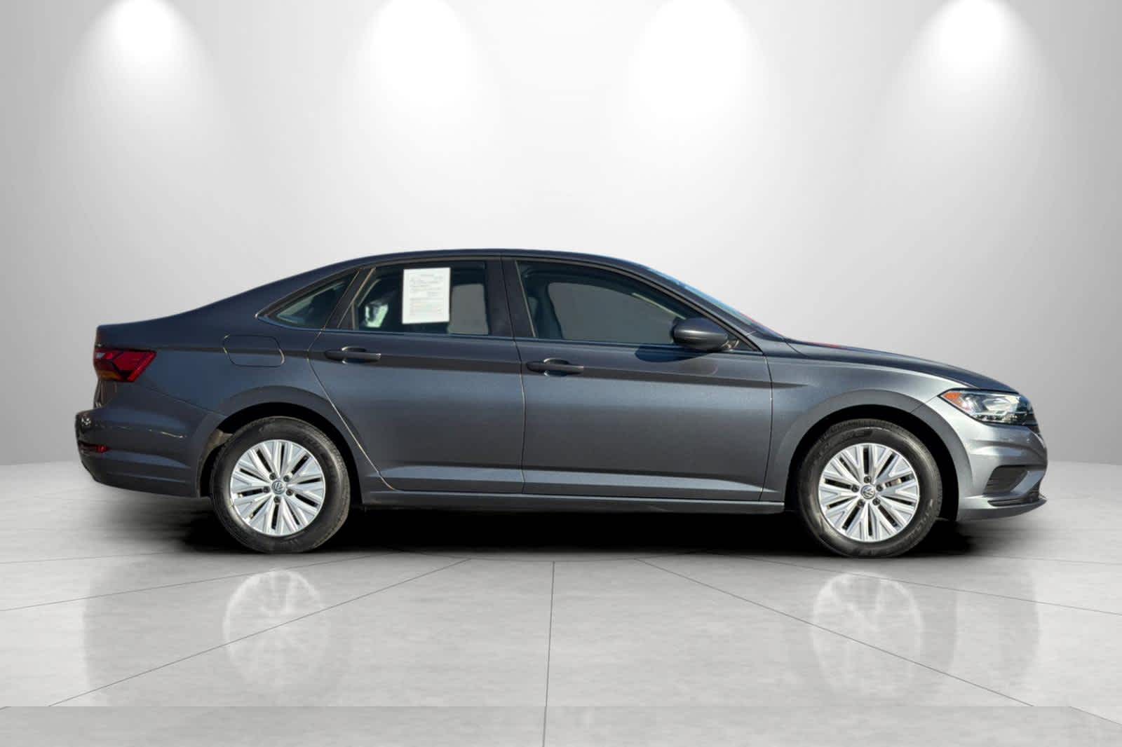 Thumbnail: 2019 Volkswagen Jetta - 8