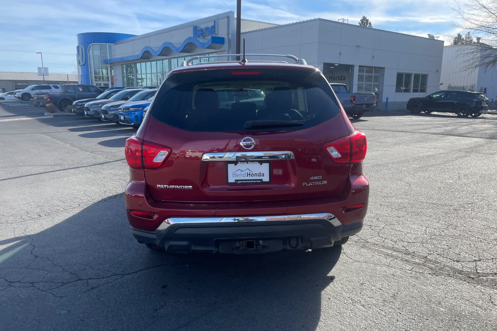 Thumbnail: 2017 Nissan Pathfinder - 7