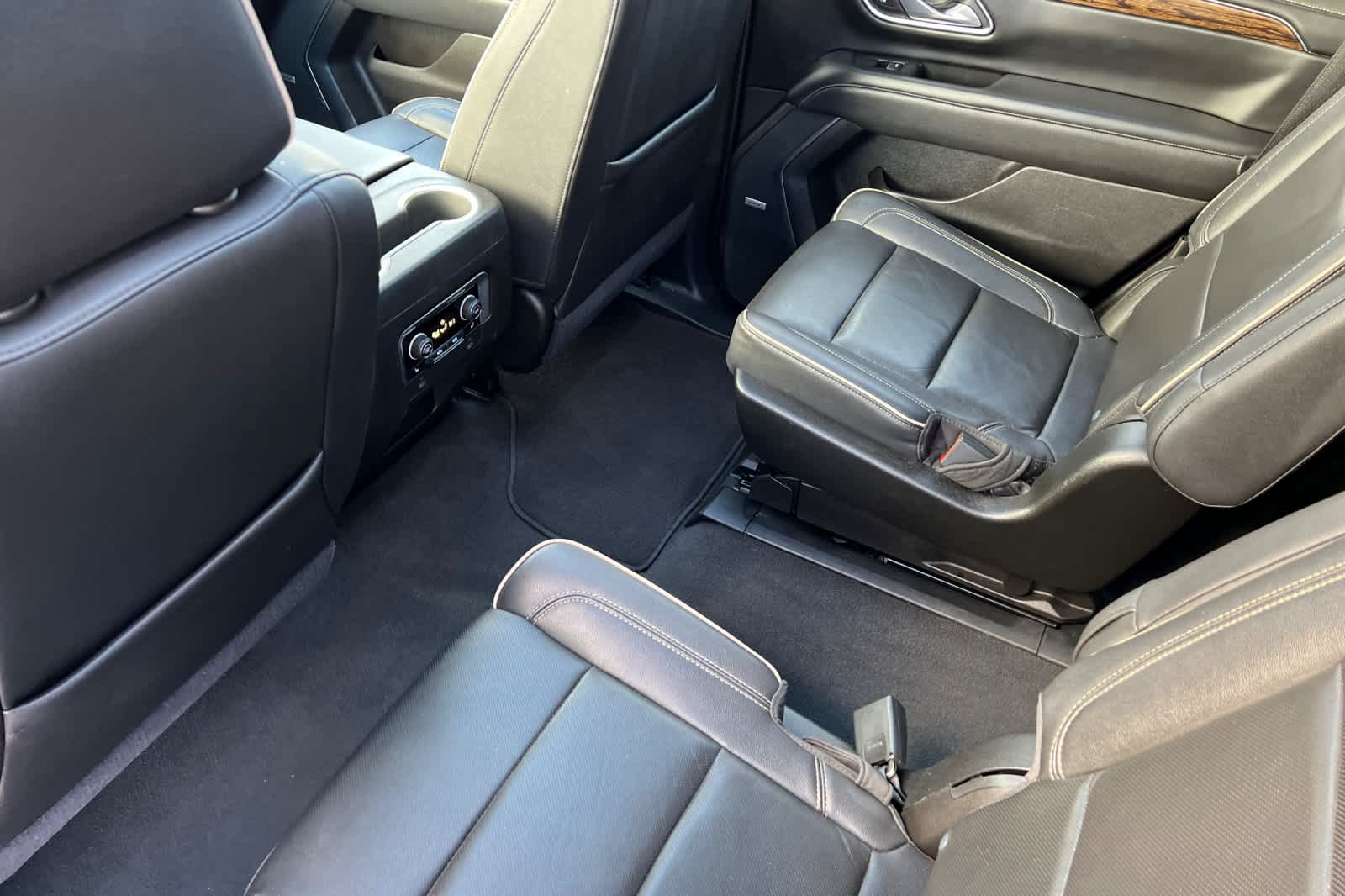 Thumbnail: 2021 Chevrolet Tahoe - 4