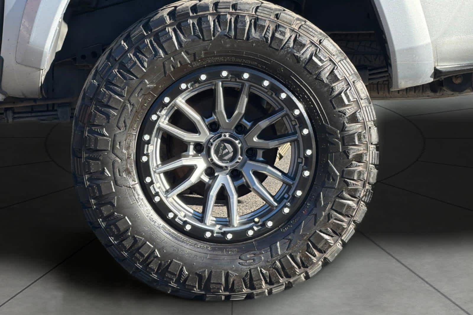 Thumbnail: 2017 Toyota Tacoma - 11